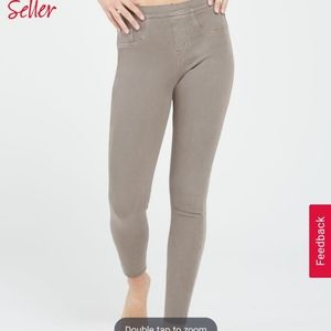 SPANX Leggings / Jeggings